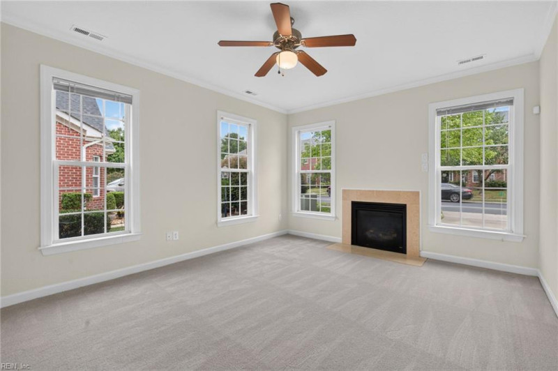 Photo 3 of 37 residential for sale in Suffolk virginia