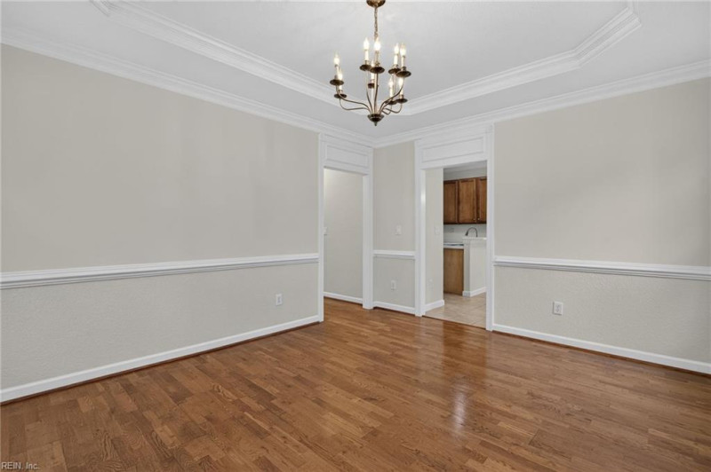 Photo 7 of 37 residential for sale in Suffolk virginia