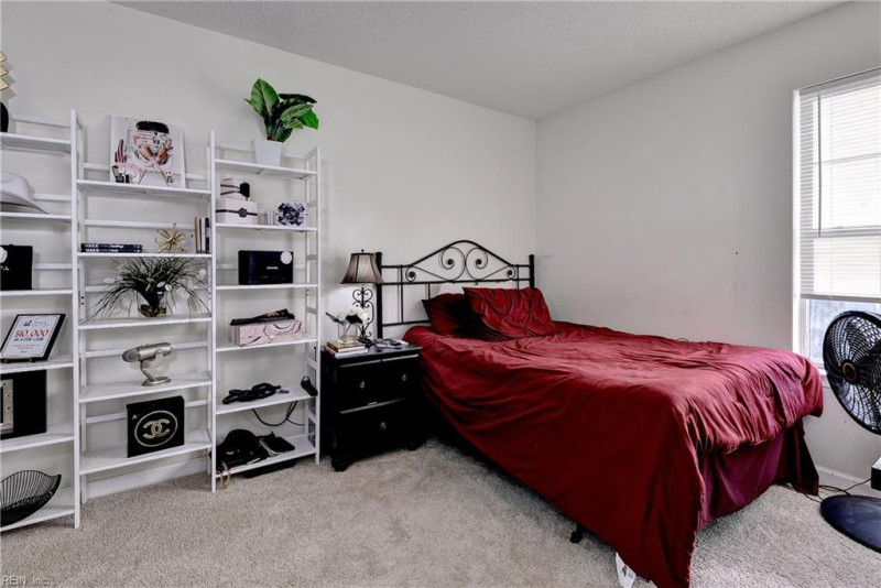 Photo 33 of 40 residential for sale in Newport News virginia
