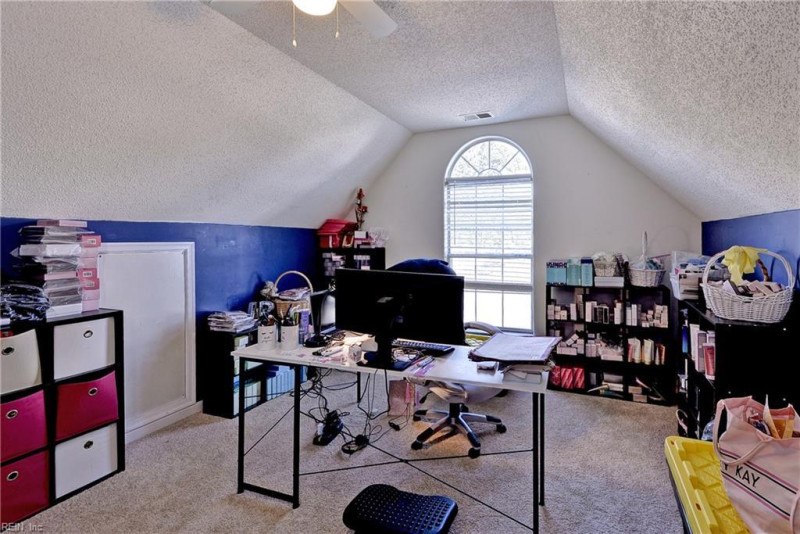 Photo 6 of 40 residential for sale in Newport News virginia