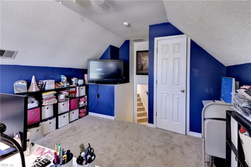 Photo 7 of 40 residential for sale in Newport News virginia