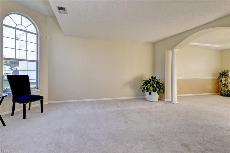 Photo 8 of 40 residential for sale in Newport News virginia