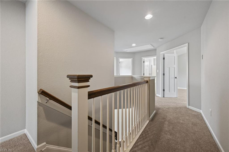 Photo 17 of 37 residential for sale in Chesapeake virginia