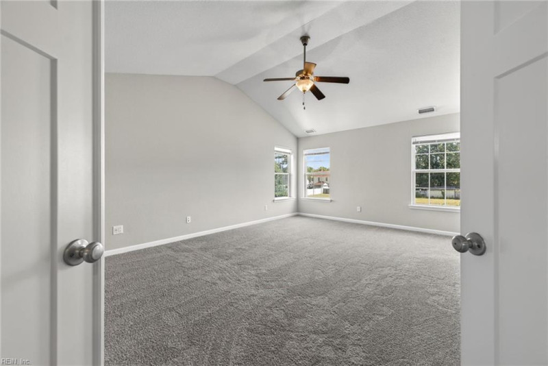 Photo 19 of 37 residential for sale in Chesapeake virginia