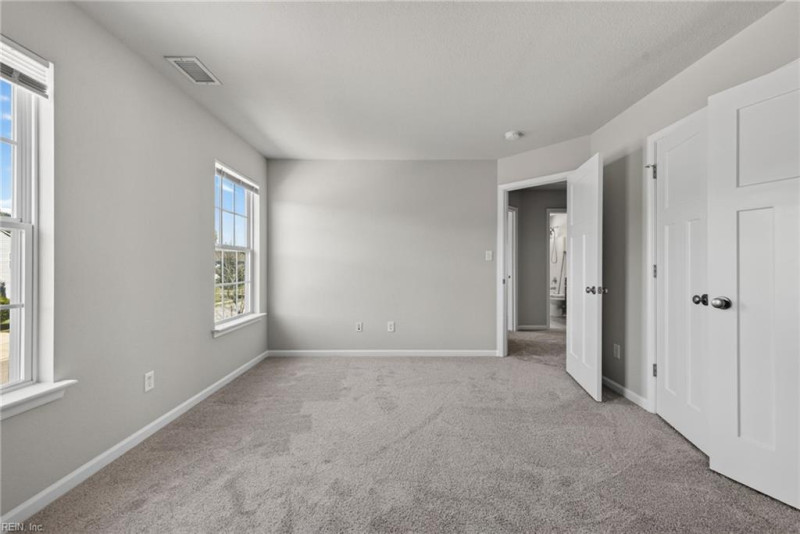 Photo 31 of 37 residential for sale in Chesapeake virginia