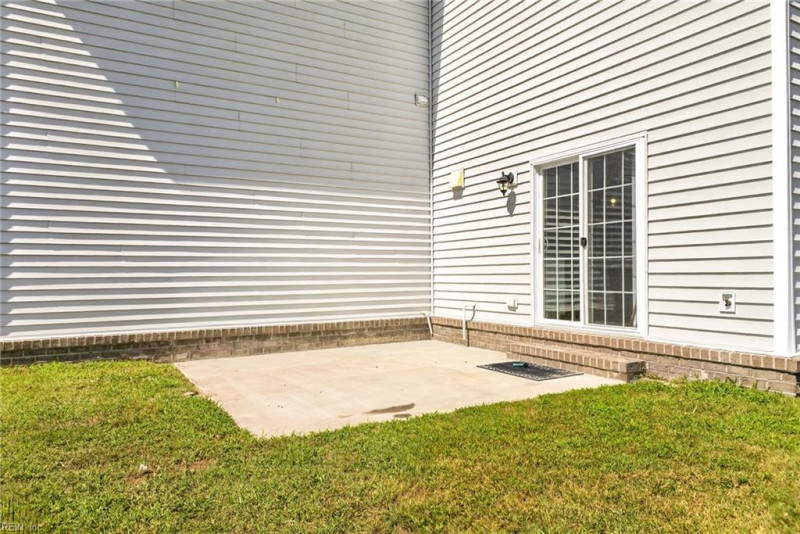 Photo 35 of 37 residential for sale in Chesapeake virginia