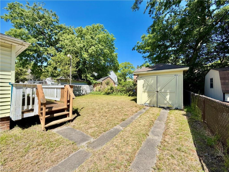 Photo 3 of 8 residential for sale in Newport News virginia Photo 3 of 8 residential for sale in Newport News virginia