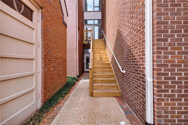 Photo 3 of 33 residential for sale in Norfolk virginia Photo 3 of 33 residential for sale in Norfolk virginia