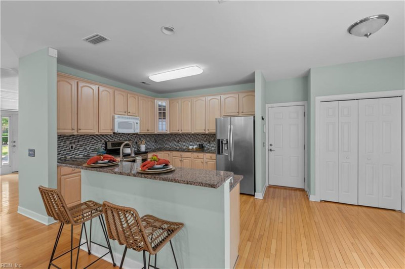 Photo 14 of 49 residential for sale in Williamsburg virginia