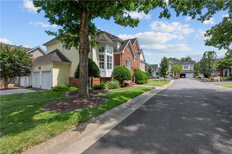 Photo 2 of 49 residential for sale in Williamsburg virginia