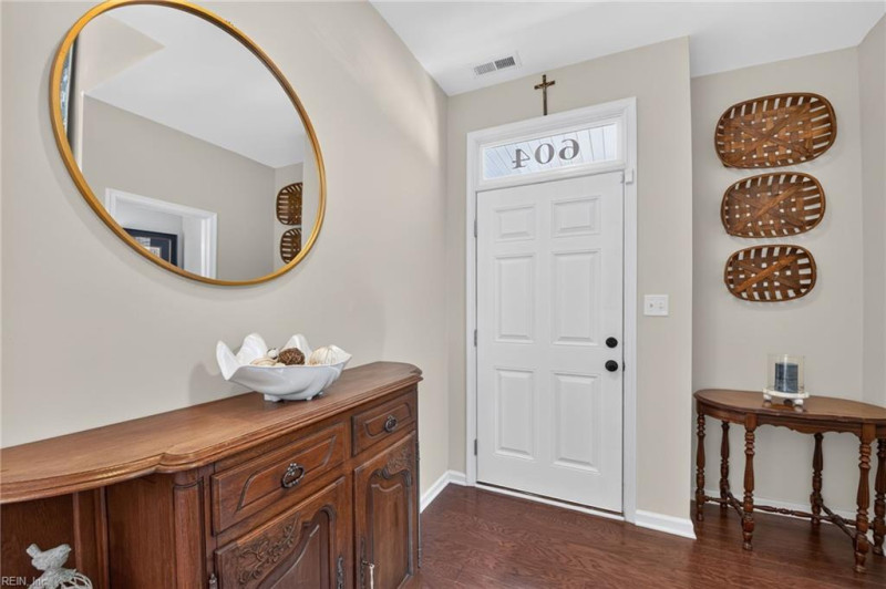 Photo 5 of 42 residential for sale in Chesapeake virginia Photo 5 of 42 residential for sale in Chesapeake virginia