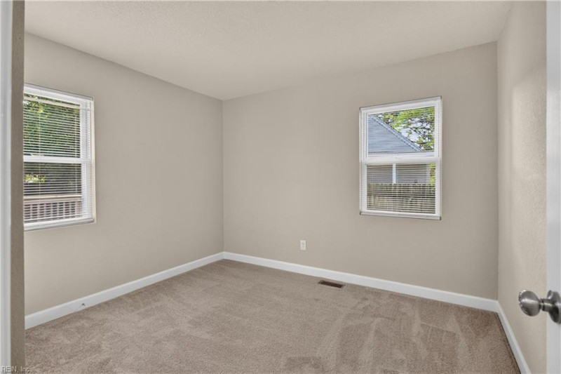 Photo 32 of 46 residential for sale in Norfolk virginia Photo 32 of 46 residential for sale in Norfolk virginia