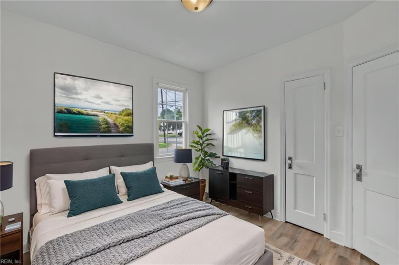 Photo 24 of 47 residential for sale in Hampton virginia
