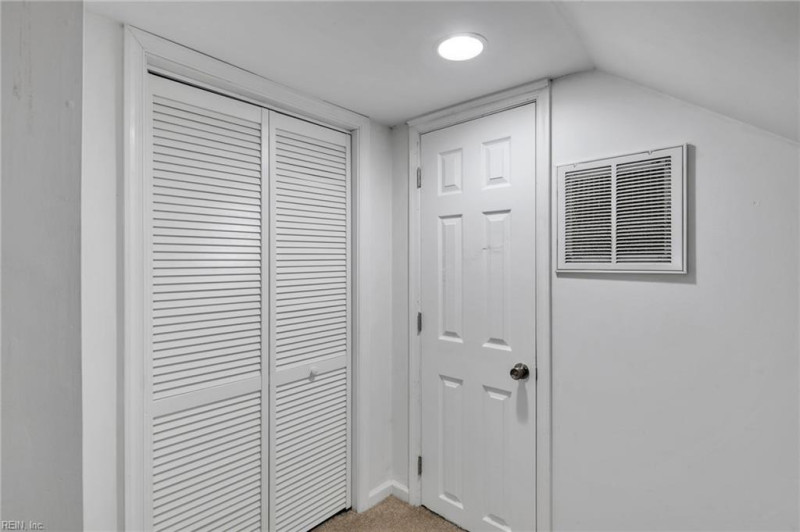 Photo 28 of 47 residential for sale in Hampton virginia