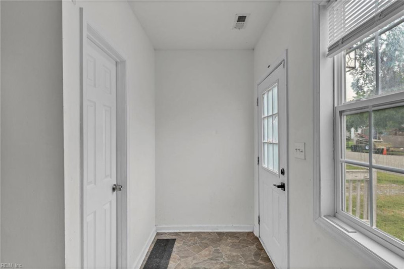 Photo 36 of 47 residential for sale in Hampton virginia
