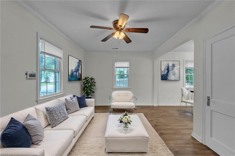 Photo 7 of 47 residential for sale in Hampton virginia