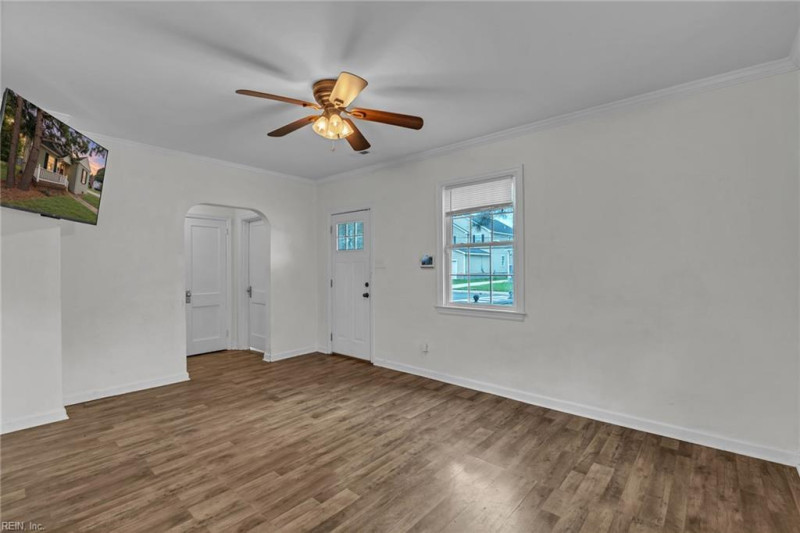 Photo 8 of 47 residential for sale in Hampton virginia