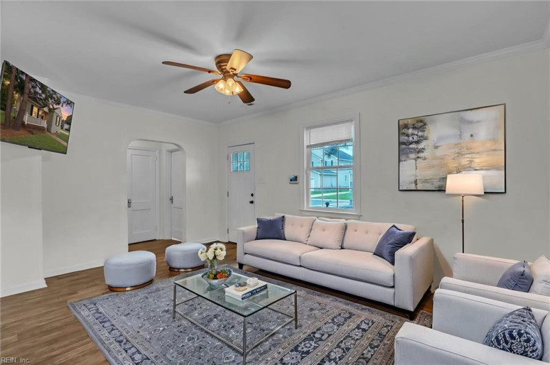 Photo 9 of 47 residential for sale in Hampton virginia