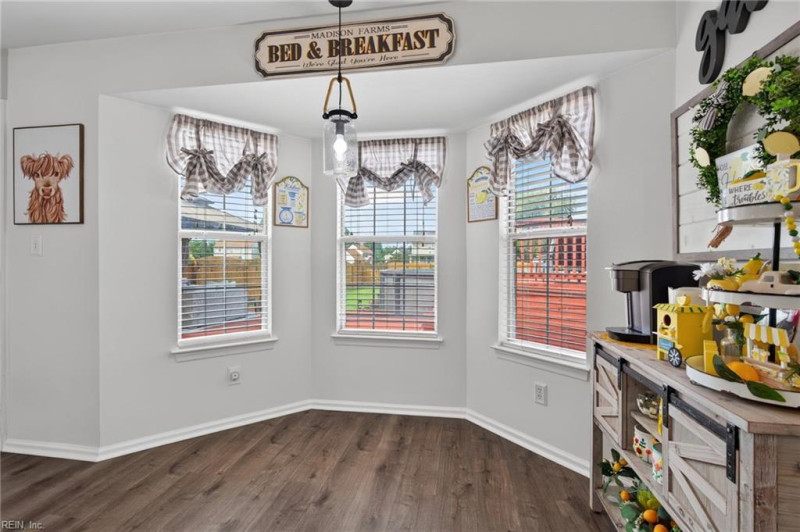 Photo 12 of 39 residential for sale in Suffolk virginia