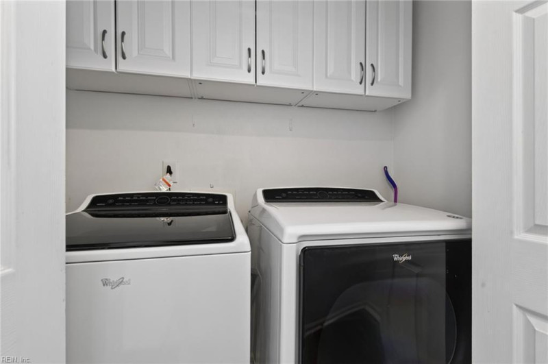 Photo 18 of 39 residential for sale in Suffolk virginia