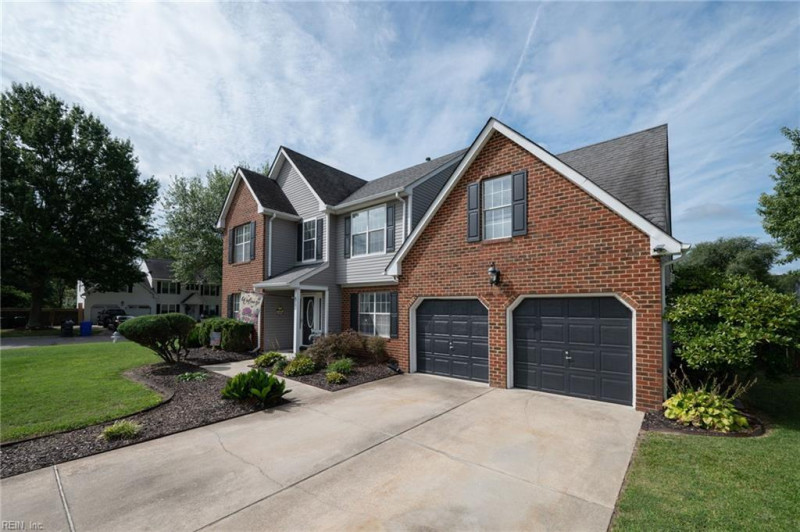 Photo 3 of 39 residential for sale in Suffolk virginia