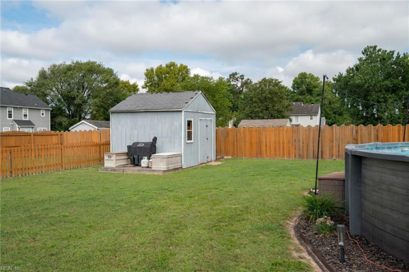 Photo 33 of 39 residential for sale in Suffolk virginia