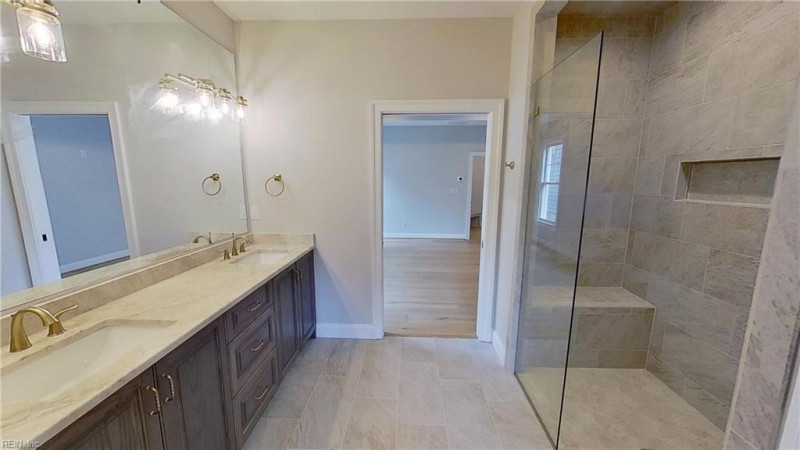 Photo 16 of 27 residential for sale in Suffolk virginia