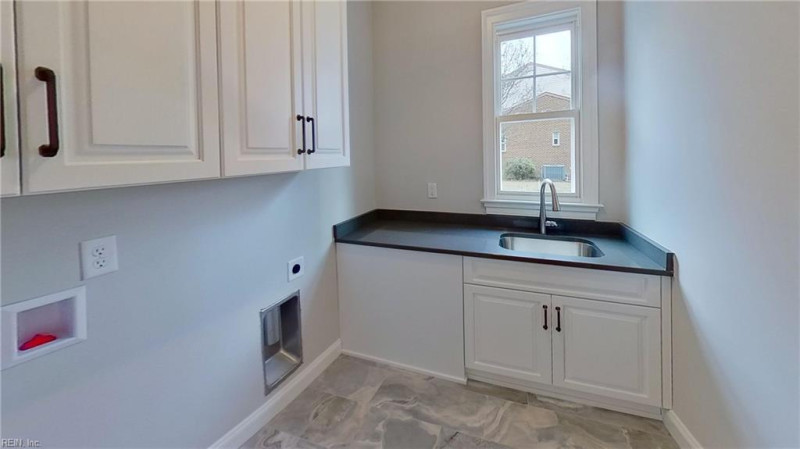 Photo 18 of 27 residential for sale in Suffolk virginia
