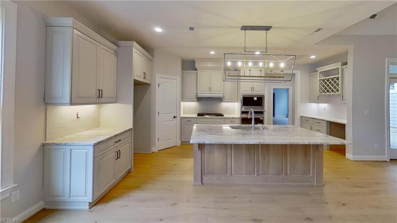 Photo 5 of 27 residential for sale in Suffolk virginia
