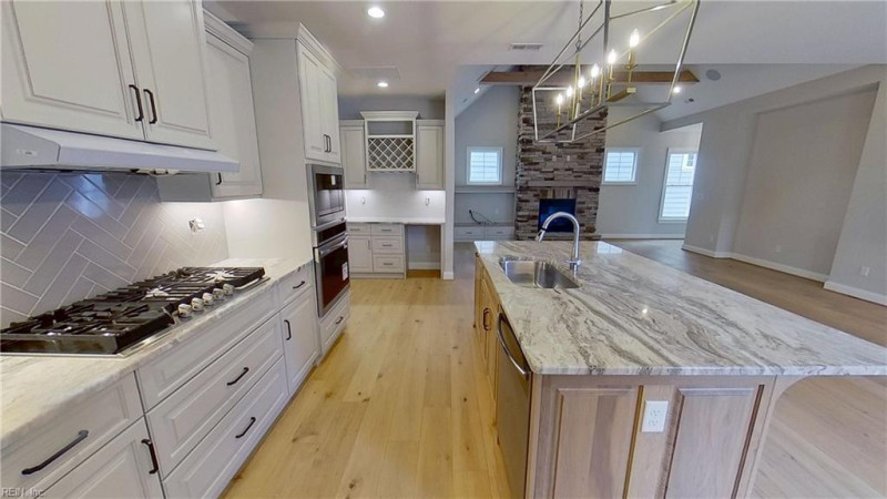 Photo 6 of 27 residential for sale in Suffolk virginia