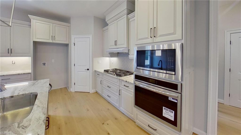 Photo 7 of 27 residential for sale in Suffolk virginia
