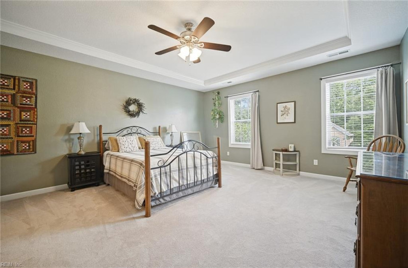 Photo 16 of 44 residential for sale in Chesapeake virginia