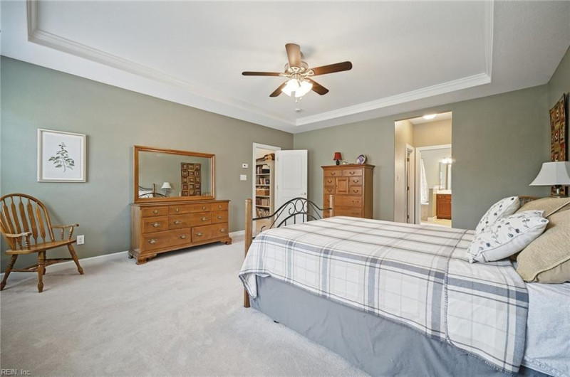 Photo 17 of 44 residential for sale in Chesapeake virginia