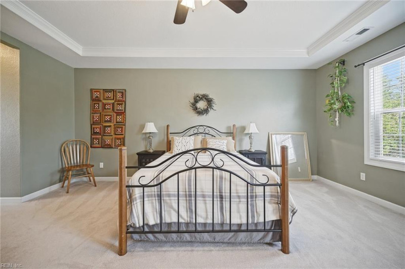 Photo 18 of 44 residential for sale in Chesapeake virginia