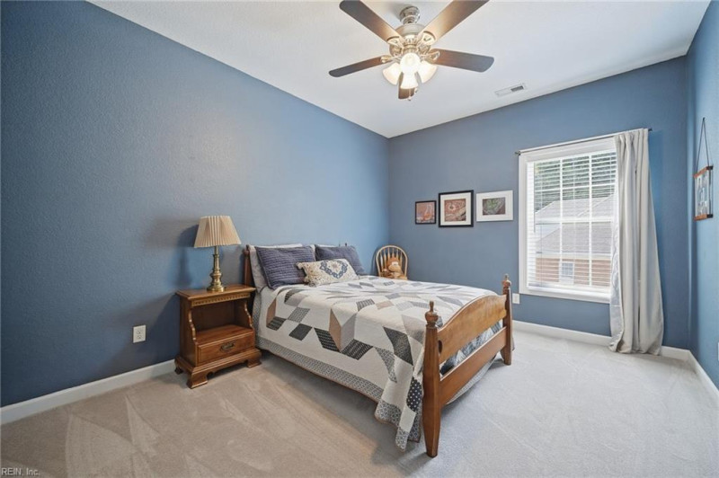 Photo 25 of 44 residential for sale in Chesapeake virginia