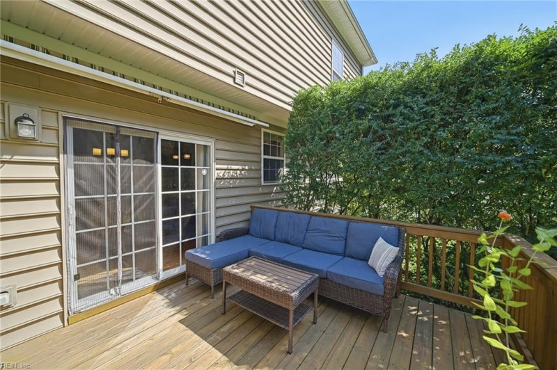 Photo 32 of 44 residential for sale in Chesapeake virginia