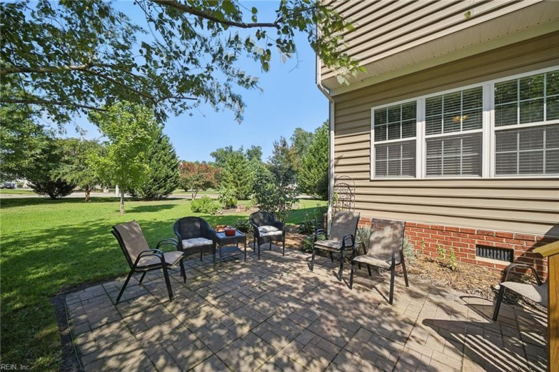 Photo 34 of 44 residential for sale in Chesapeake virginia