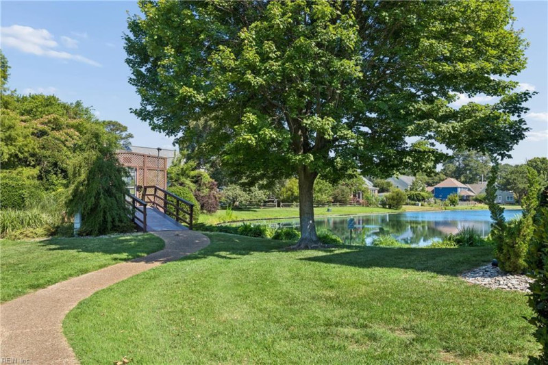 Photo 21 of 38 residential for sale in Hampton virginia