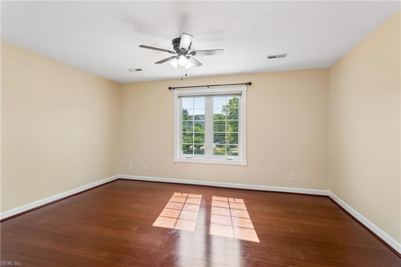 Photo 34 of 38 residential for sale in Hampton virginia