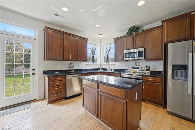 Photo 11 of 46 residential for sale in Chesapeake virginia Photo 11 of 46 residential for sale in Chesapeake virginia