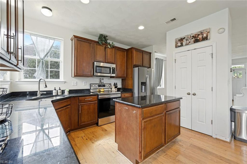 Photo 12 of 46 residential for sale in Chesapeake virginia Photo 12 of 46 residential for sale in Chesapeake virginia