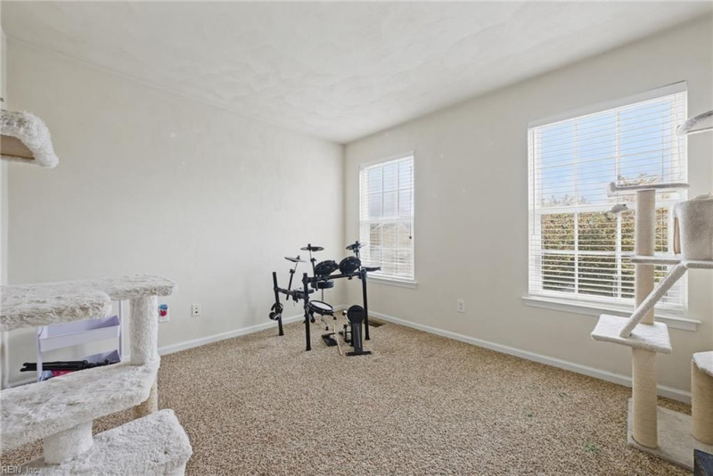 Photo 23 of 46 residential for sale in Chesapeake virginia Photo 23 of 46 residential for sale in Chesapeake virginia