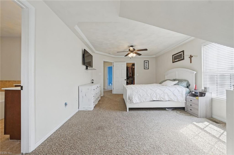 Photo 33 of 46 residential for sale in Chesapeake virginia Photo 33 of 46 residential for sale in Chesapeake virginia