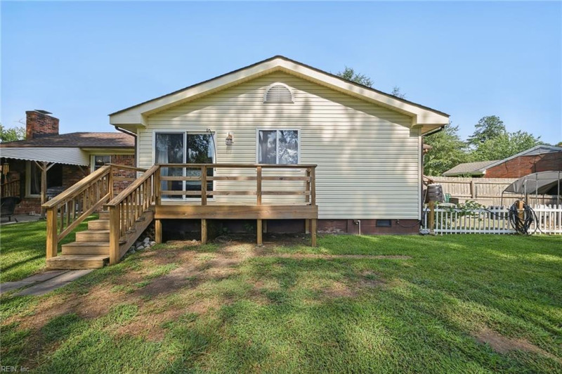Photo 33 of 49 residential for sale in Chesapeake virginia