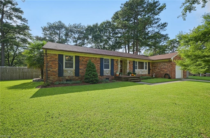 Photo 6 of 49 residential for sale in Chesapeake virginia