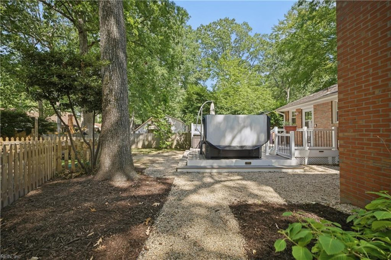 Photo 33 of 50 residential for sale in Chesapeake virginia Photo 33 of 50 residential for sale in Chesapeake virginia