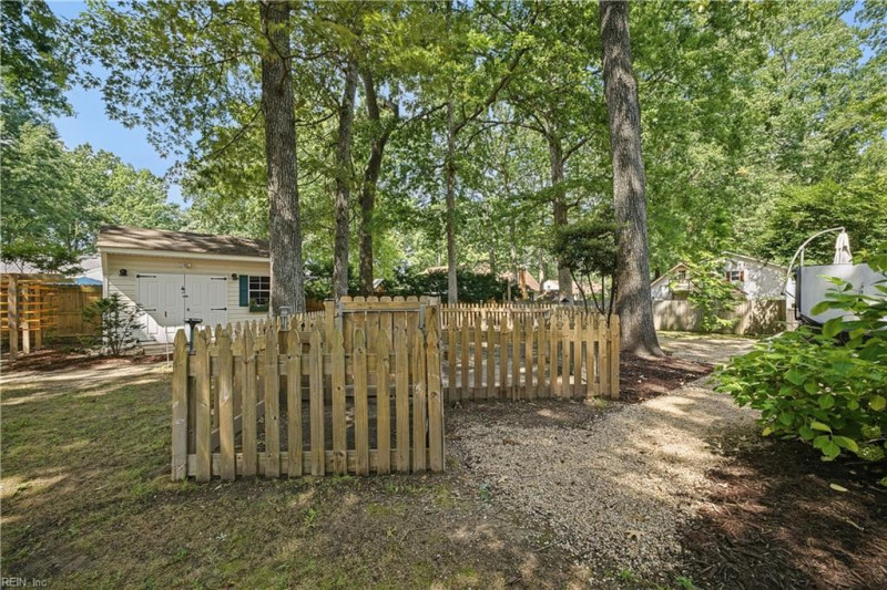 Photo 34 of 50 residential for sale in Chesapeake virginia Photo 34 of 50 residential for sale in Chesapeake virginia