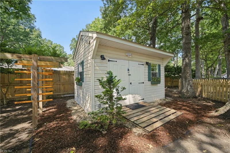 Photo 37 of 50 residential for sale in Chesapeake virginia Photo 37 of 50 residential for sale in Chesapeake virginia