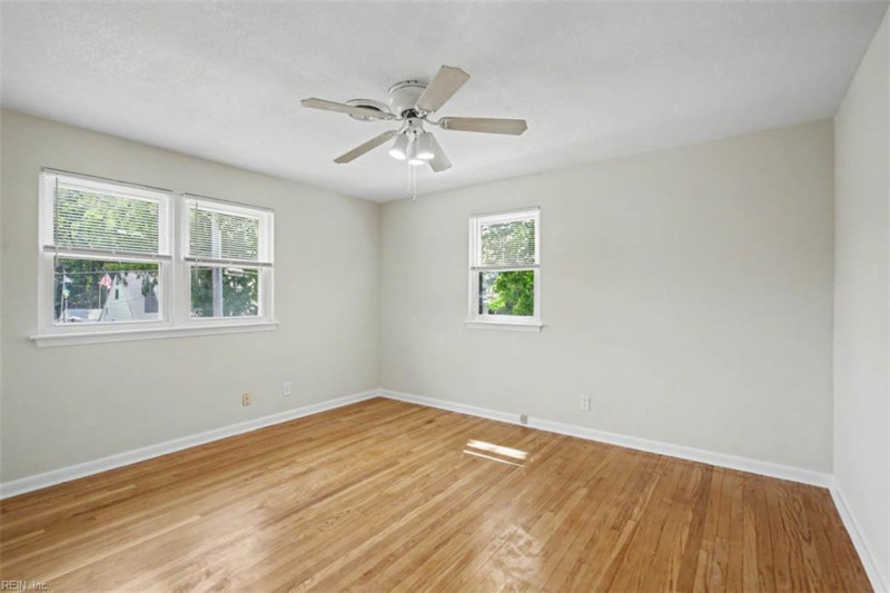Photo 17 of 23 residential for sale in Norfolk virginia Photo 17 of 23 residential for sale in Norfolk virginia