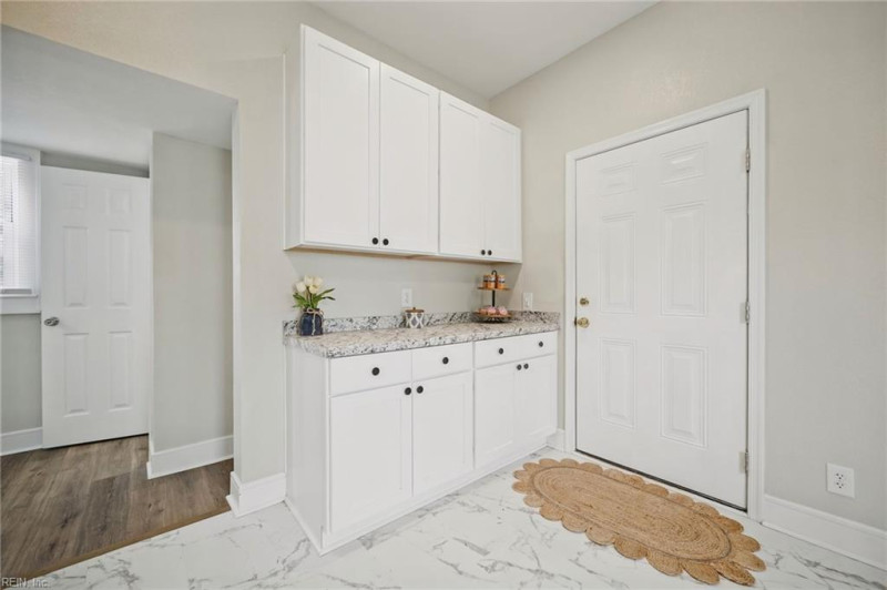 Photo 13 of 43 residential for sale in Norfolk virginia